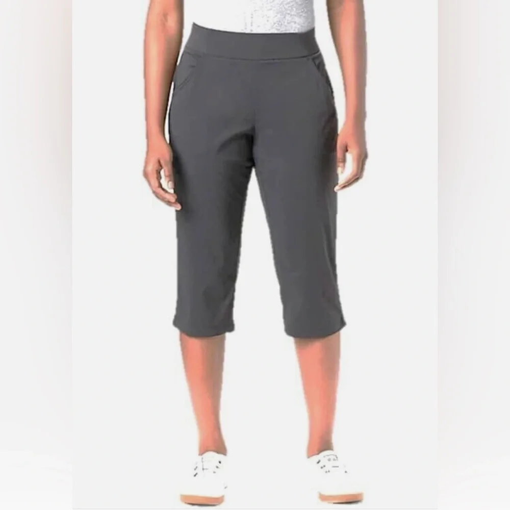 Columbia Women's Active Fit Omni-Shade Pull-On Capri Pants, City Gray - Picture 1 of 8